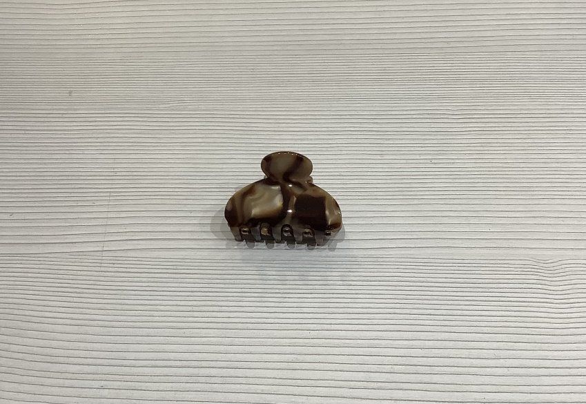 Pinza mediana acetato marmolada marrón